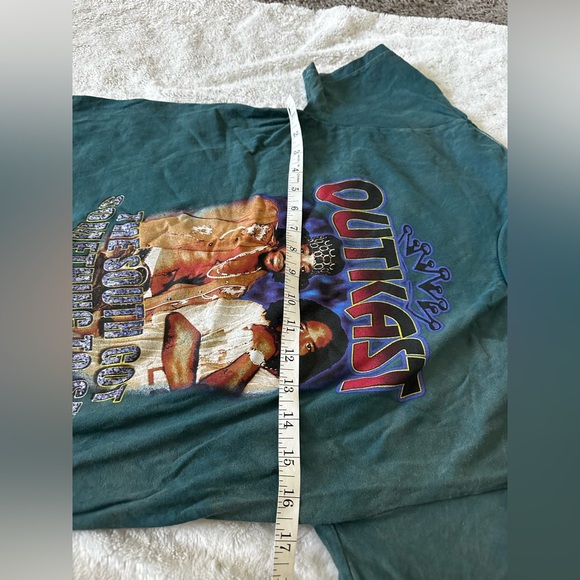 NWOT- OUTKAST Official Licensed Graphic Band Tee Shirt - Picture 8 of 8